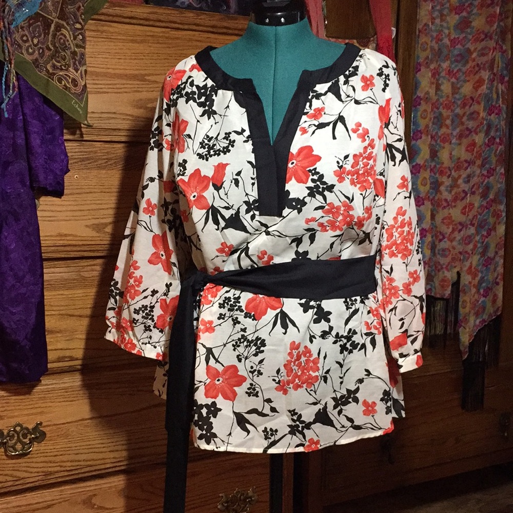 Venezia 18/20 Flower Blouse with Tie